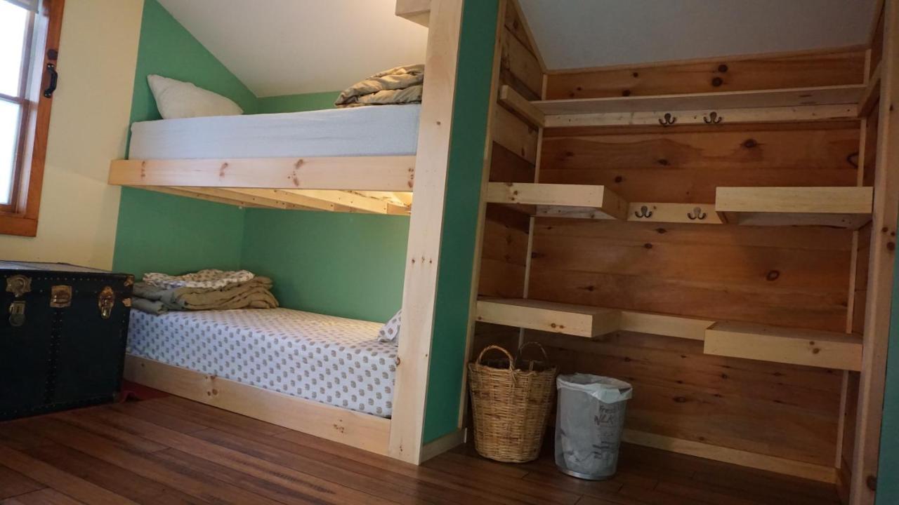 Llama House Adk Wevertown Екстер'єр фото