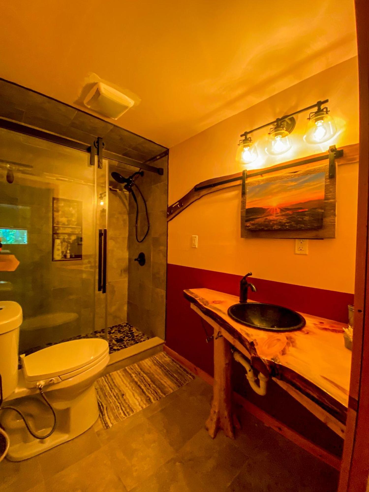 Llama House Adk Wevertown Екстер'єр фото